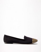 Slipper Soft negra con punta de metal